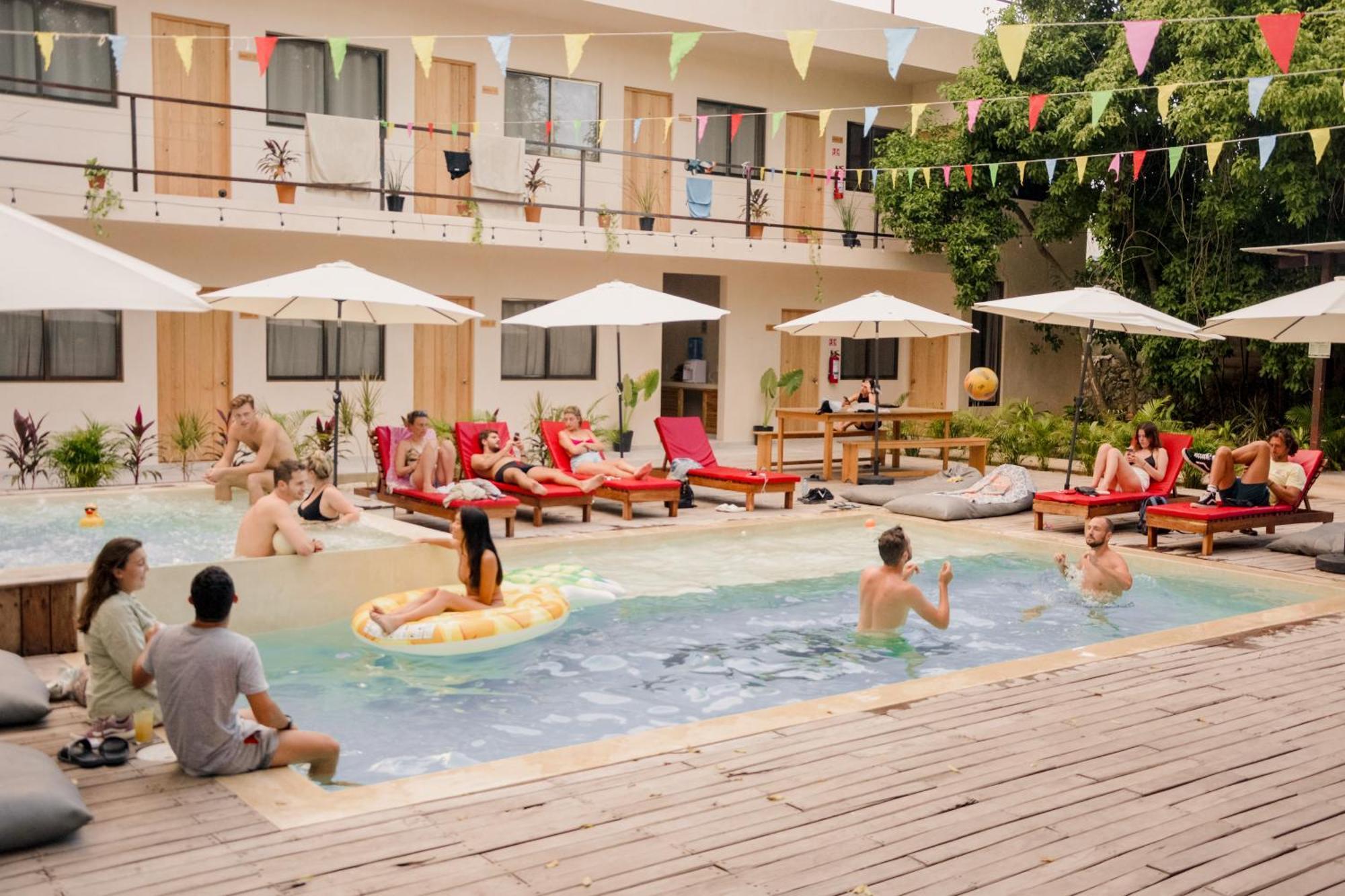 Che Valladolid Hostel & Bar Adults Only Exterior foto